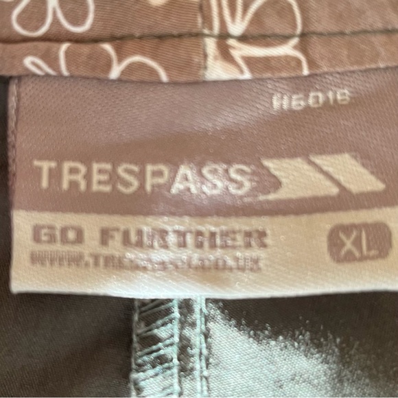 Trespass Olive Green Women's Cargo Cropped Pants XL - Picture 8 of 10